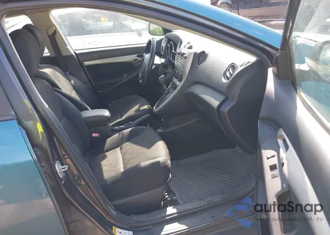 2009 Pontiac Vibe z USA, uszkodzony, nr VIN 5Y2SP67069Z420254